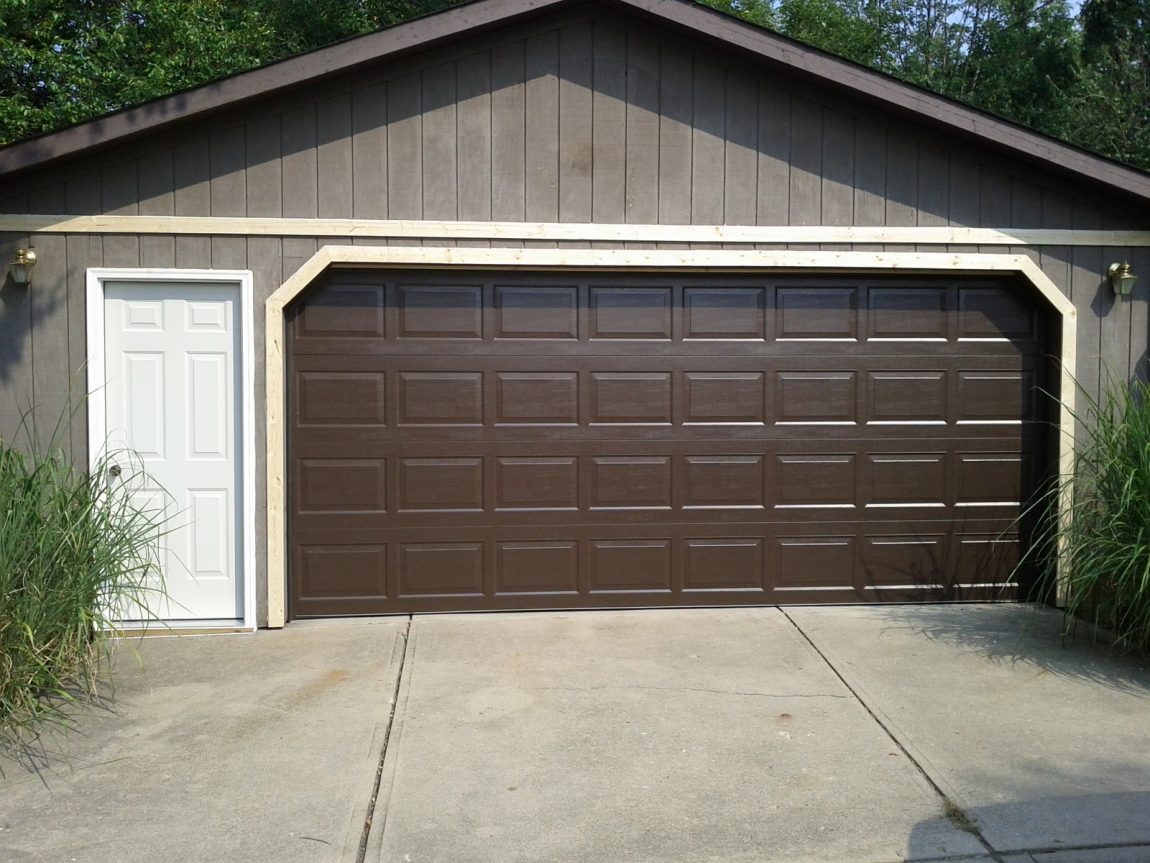 Ideas Large-size Cute Brown Color Paint Scheme For Garage Door Trim Style Ideas With Best Wooden Wall White Door Best Floor Grass And Green Plant Ideas For Traditional Garage Design Garden Ideas