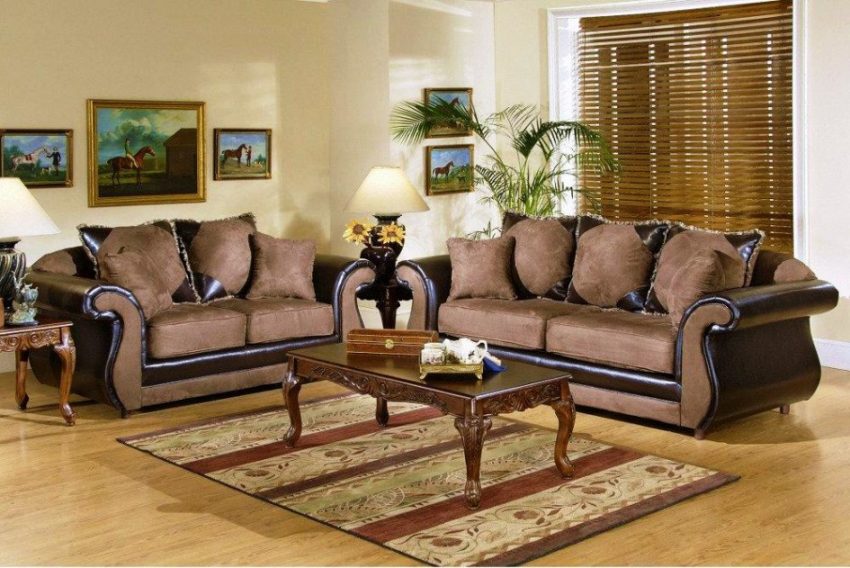 Ideas Medium size Living Room Design Ideas And Small Carpet Flooring Design With Fabric Sofa And Large Living Room Sets With Wooden Coffee Table Design And Laminate Flooring Design With Table Lamp