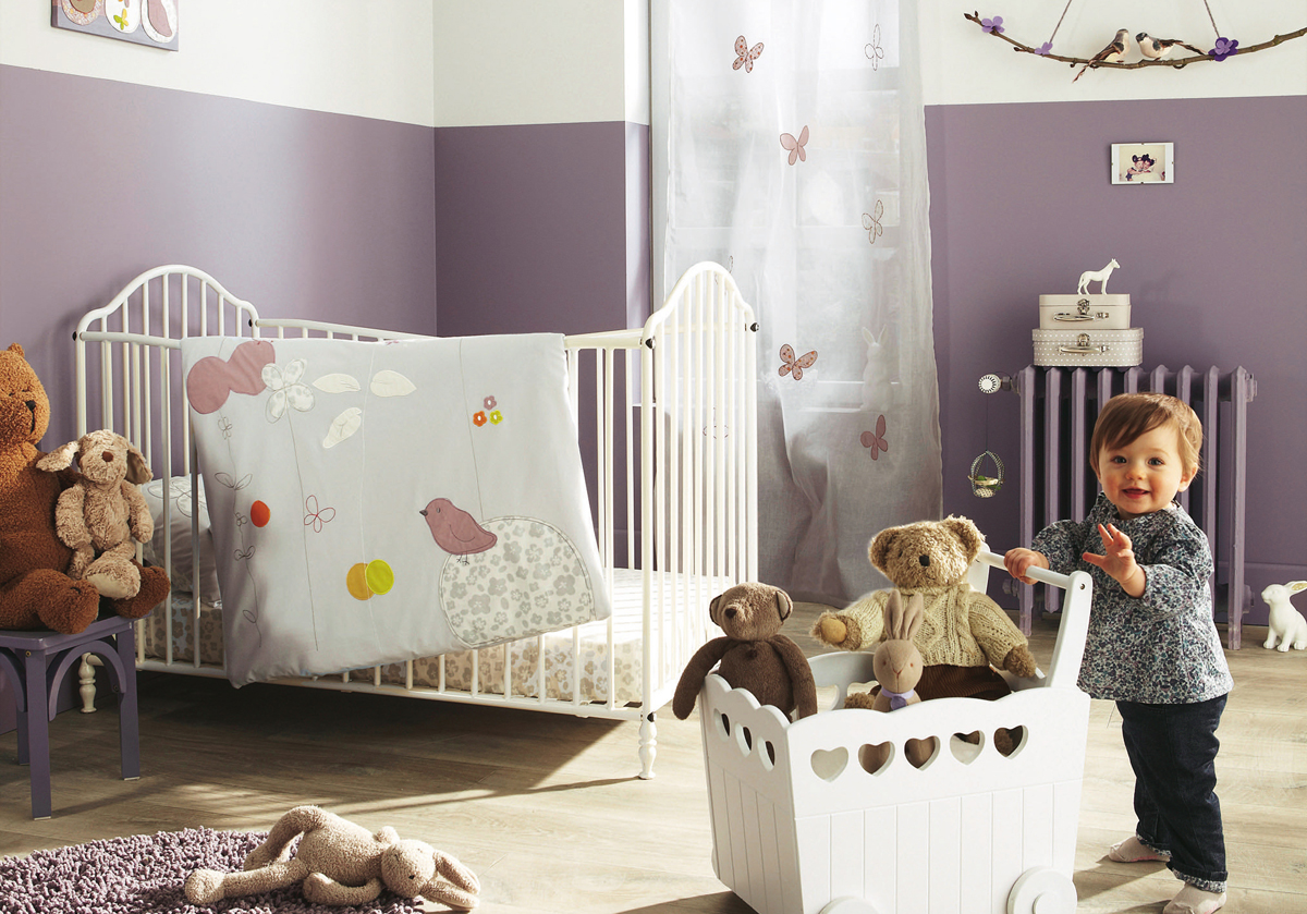 Minimalist Wall Paint Color For Baby Boy Bedroom Design With Simple Baby NurseryDolls ChairWall PictureFur RugCurtainBoxesBird ToyAnimal Blanket And Varnished Floor Bedroom