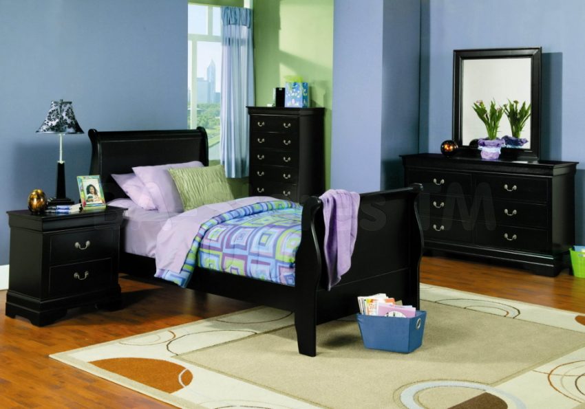 Kids Room Awesome Children Bedroom Furniture With Black Set Bedroom Ideas Laminated Wooden Flooring Ideas White Modern Carpet Chest Of Drawer Blue Paint Color Curtain Mirror Accessories Lamp And Picture For Idea Best Choosing Children's Bedroom Furniture