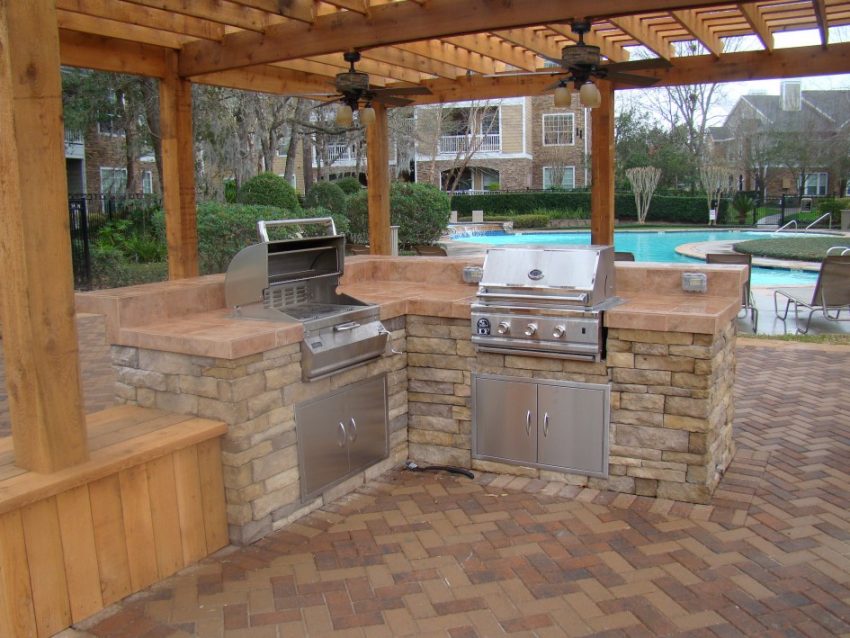 Kitchen Large-size Brown Granite Counertop Has Well Assome Outdoor Kitchen Scheme Escorted By Fashionable Outdoor Exteriors Amazing Modular Outdoor Kitchens Escorted By Classy Fired Oven Kitchen