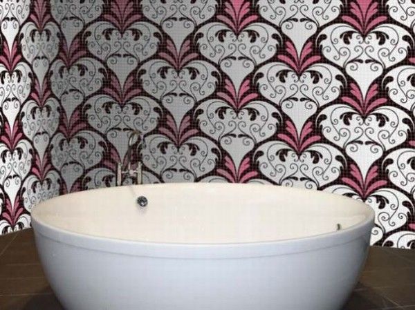 White Bathtub Black Floor Glass Mosaic Bathroom