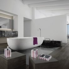 Bathroom Wooden Floor White Bathtub Steel Faucet White Wall1 915x814 wooden-floor-white-egg-shaped-bathtub-glass-windows