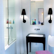 Interior Design Black Sink Chair Wall Lamp Bathtube Clorful-pillow-Mirror-Small-hanging-lamps-group-Transparant-curtain