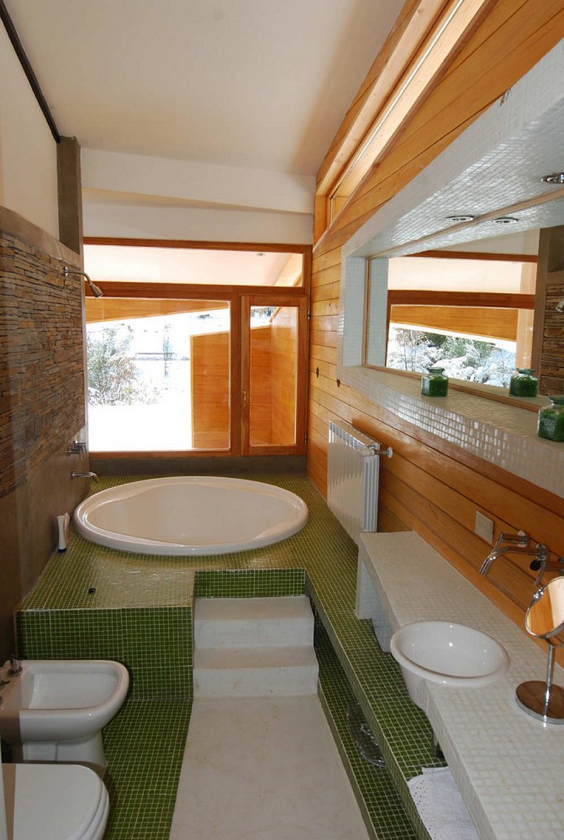 Suite Bathroom Design White Sink White Ceiling Bathroom